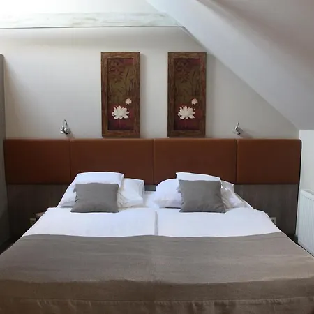 Hotell Portre Panzio Kőszeg