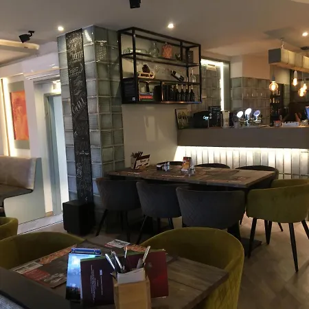 Portre Panzio Hotel Koszeg